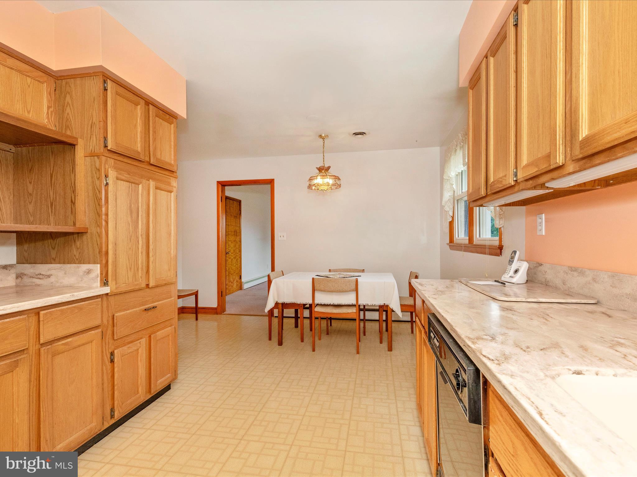 9104 Gue Road Damascus, MD 20872 - Photo 9 of 45 Kitchen