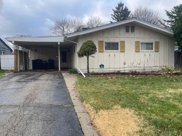 $94,900 | 1727 Briarwood Drive, Flint, MI 48507