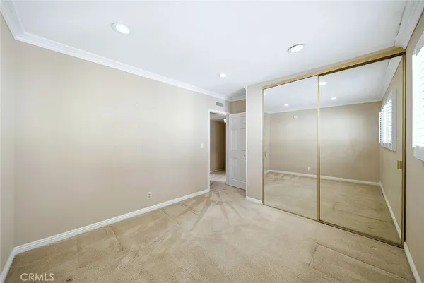 $699,900 | 9512 VÃa Venezia, Burbank, CA 91504