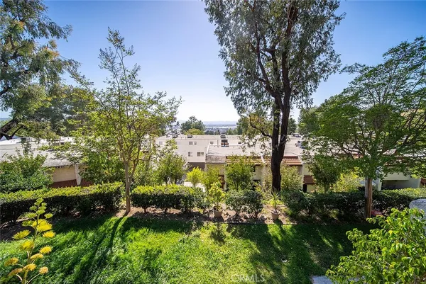 $699,900 | 9512 VÃa Venezia, Burbank, CA 91504