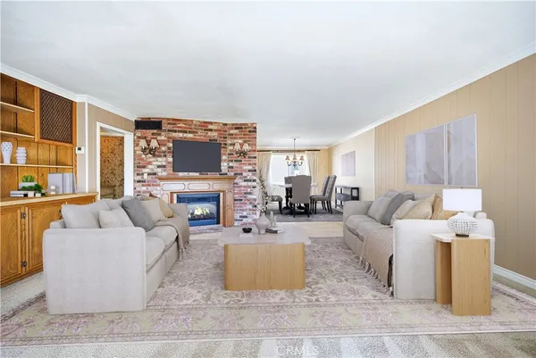 $699,900 | 9512 VÃa Venezia, Burbank, CA 91504
