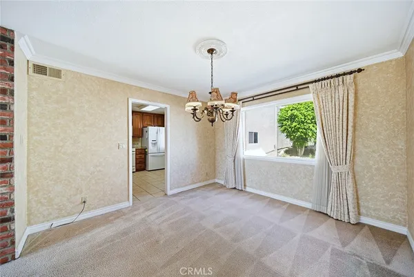 $699,900 | 9512 VÃa Venezia, Burbank, CA 91504