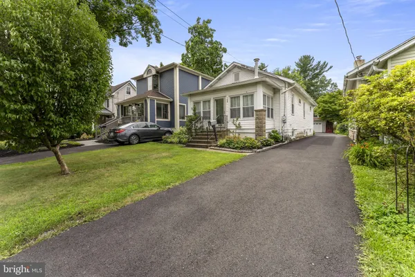 $3,500 | 104 East Street, Doylestown, PA 18901