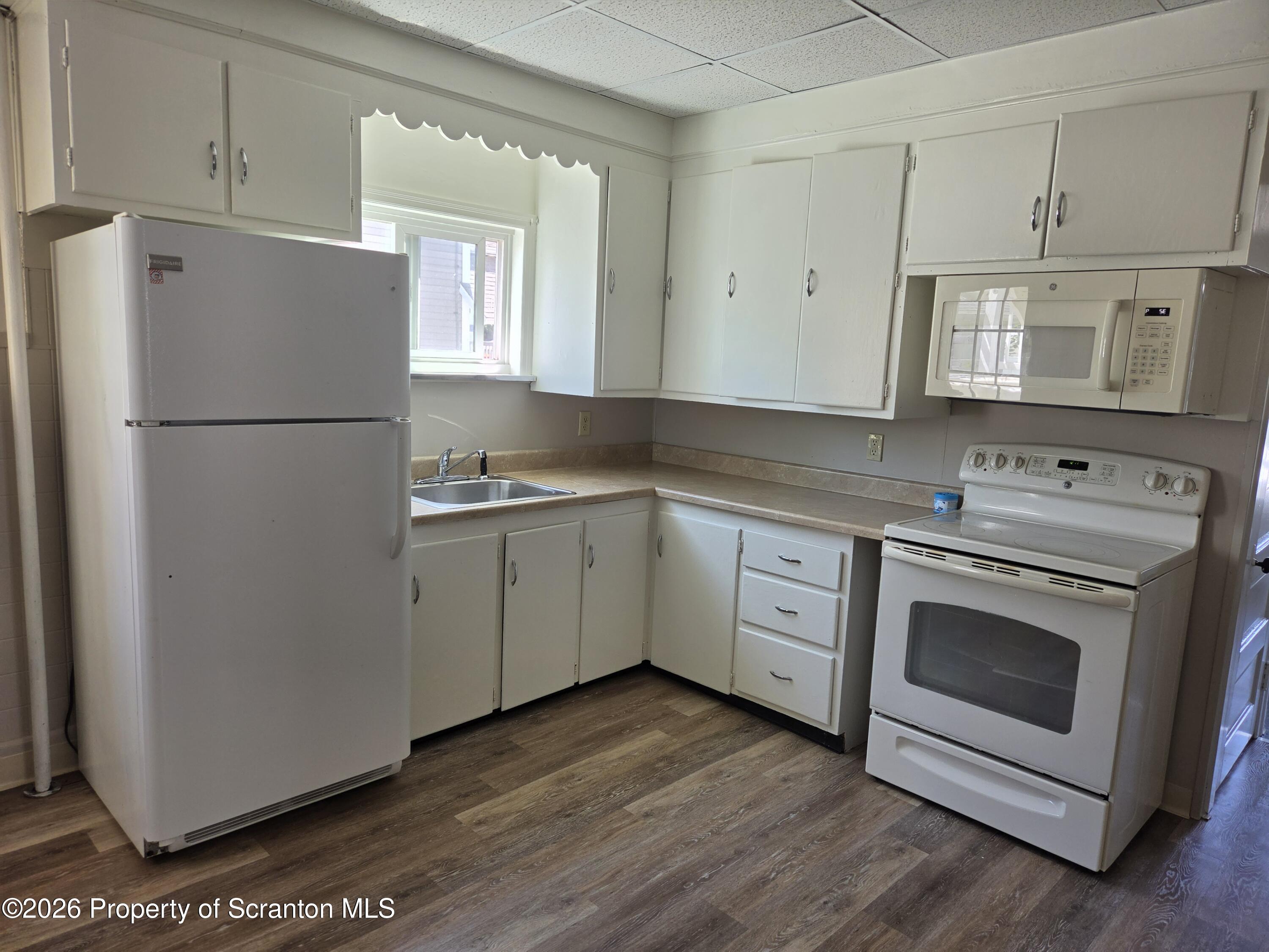 409 Butler Street Dunmore, PA 18512 - Photo 6 of 33 Kitchen 1st