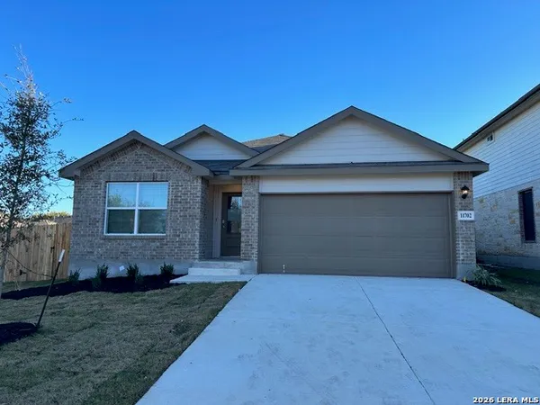 $1,800 | 11702 Tahoka Daisy, San Antonio, TX 78245
