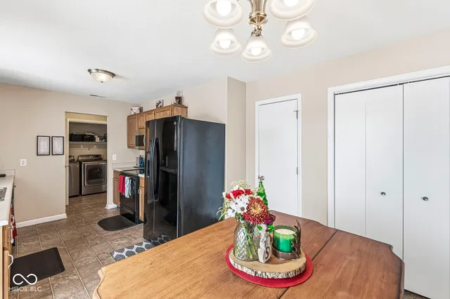 $285,000 | 342 East Brixton Woods Drive, Pittsboro, IN 46167