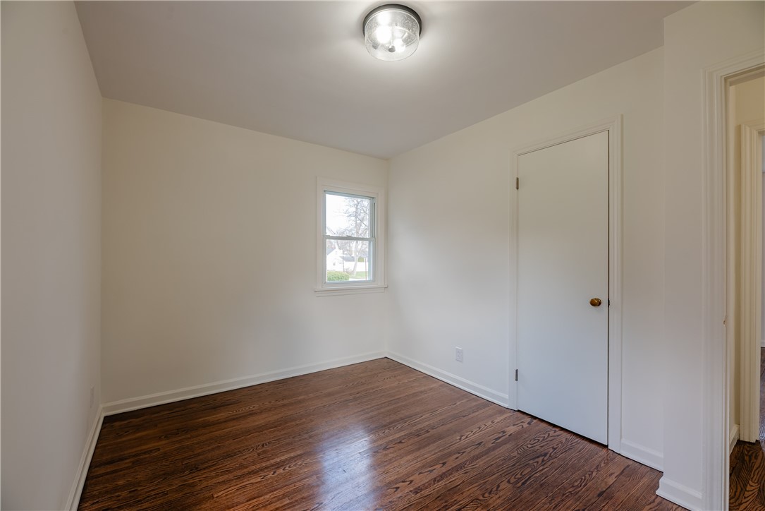 227 Newcomb Street Rochester, NY 14609 - Photo 21 of 38