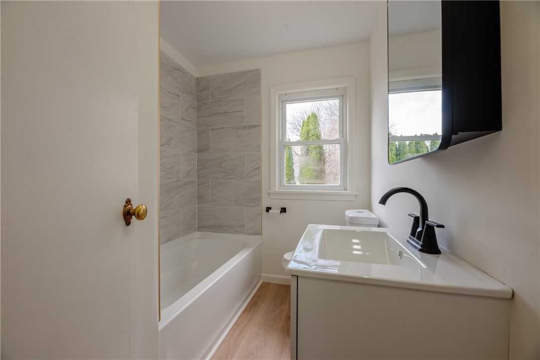 227 Newcomb Street Rochester, NY 14609 - Photo 23 of 38