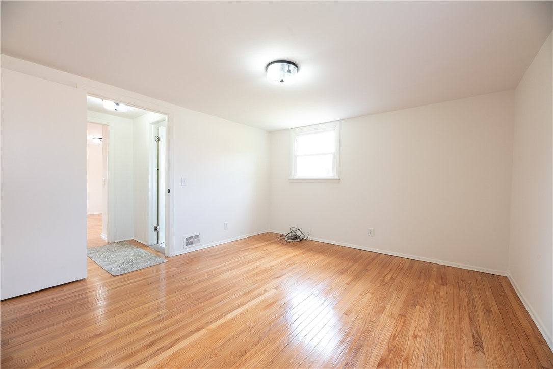 227 Newcomb Street Rochester, NY 14609 - Photo 32 of 38