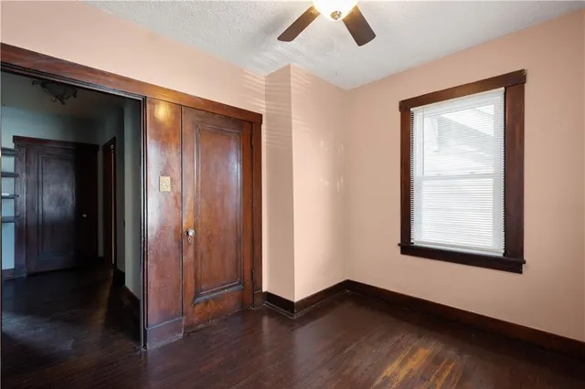 $160,000 | 808 5th Avenue, Coraopolis, PA 15108