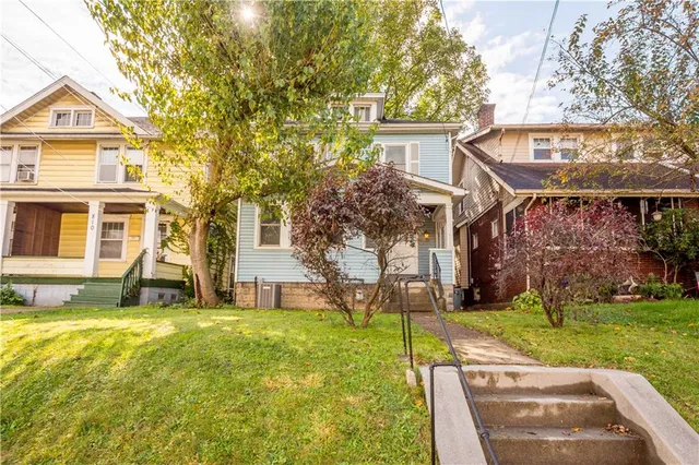 $160,000 | 808 5th Avenue, Coraopolis, PA 15108