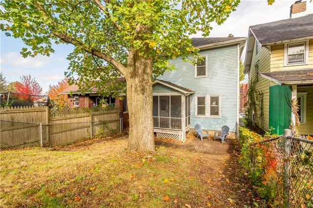 $160,000 | 808 5th Avenue, Coraopolis, PA 15108