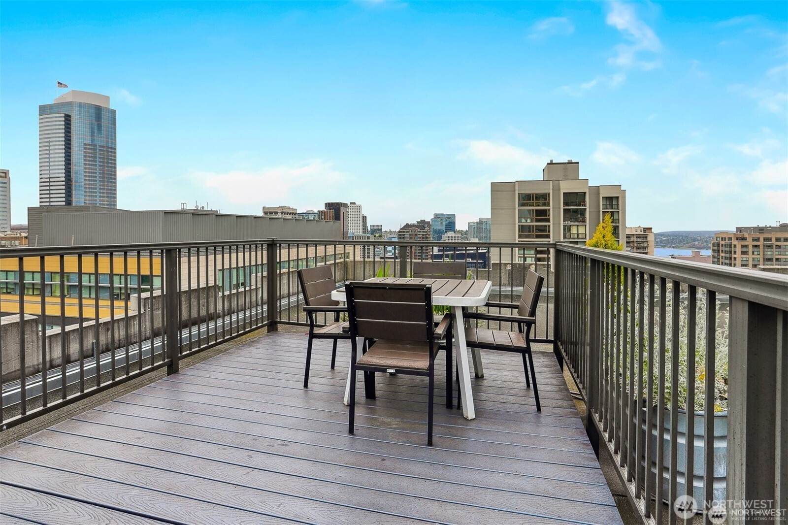 1105 Spring Street, Unit 712 Seattle, WA 98104 - Photo 17 of 19