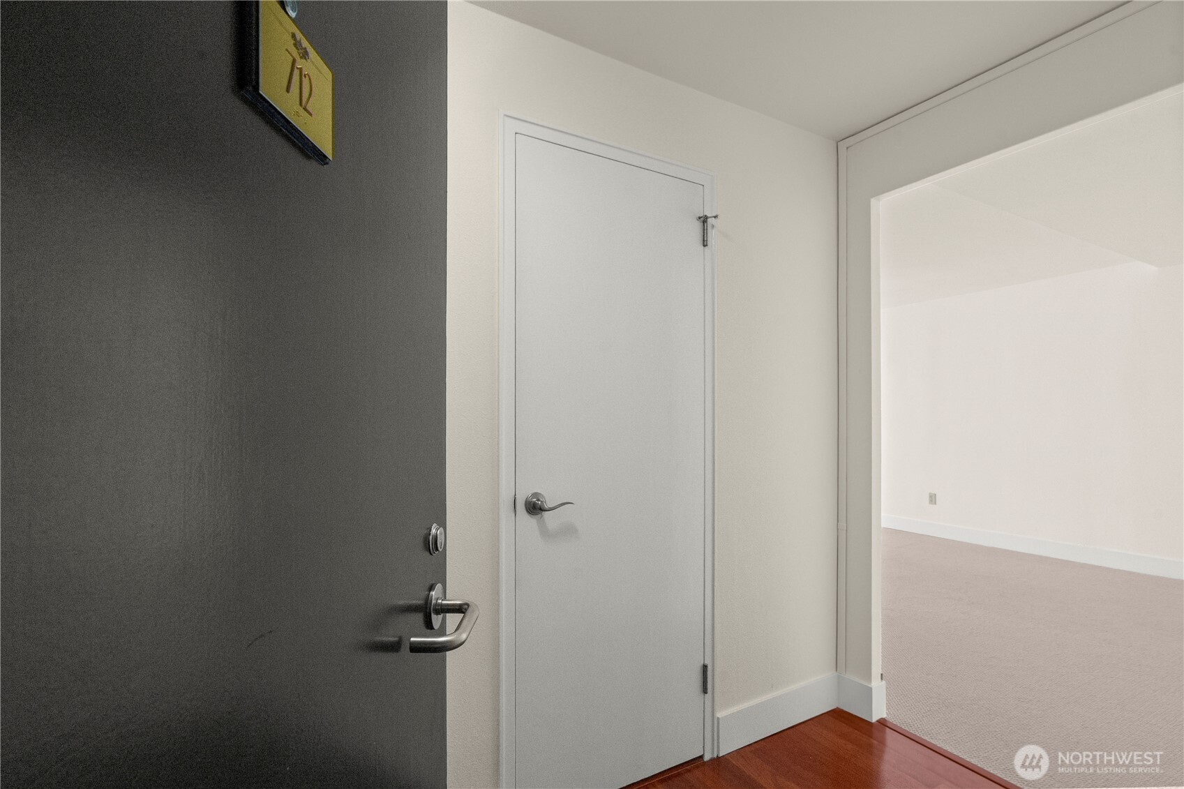 1105 Spring Street, Unit 712 Seattle, WA 98104 - Photo 4 of 19