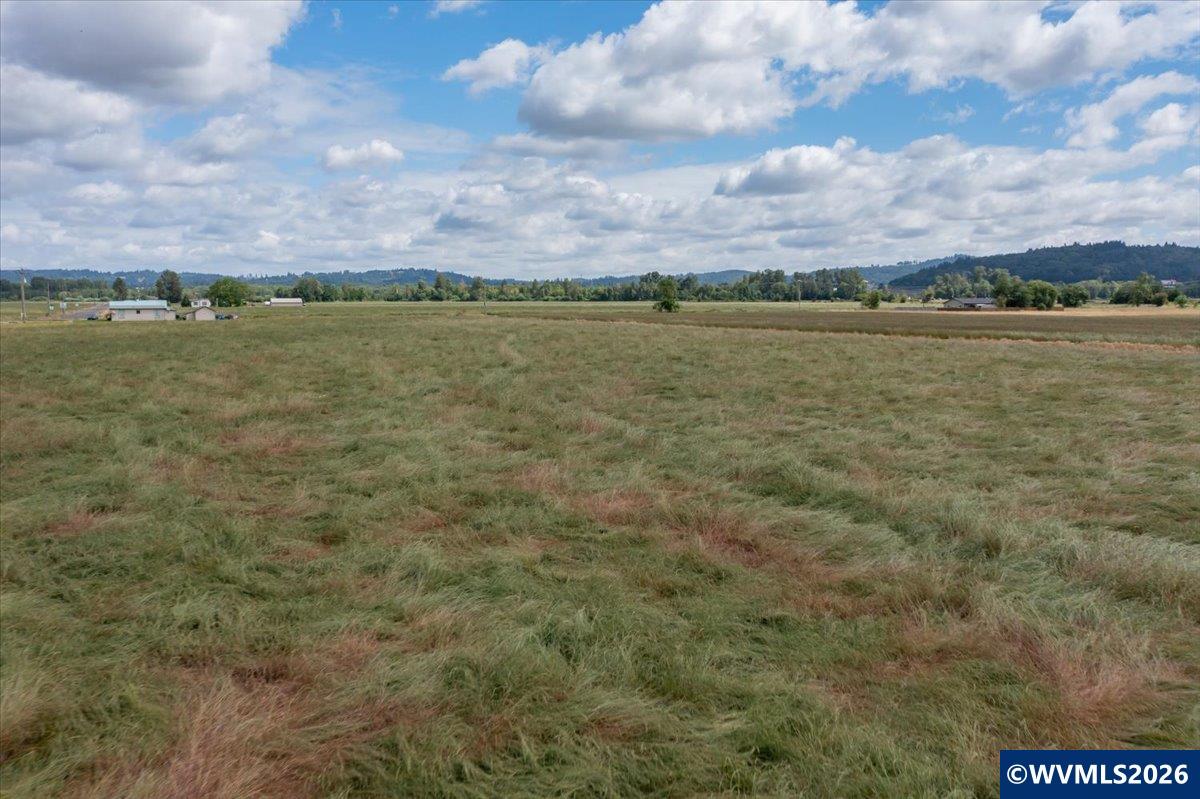 1096 Talbot Road South Jefferson, OR 97352 - Photo 35 of 36 Gallery Image 35