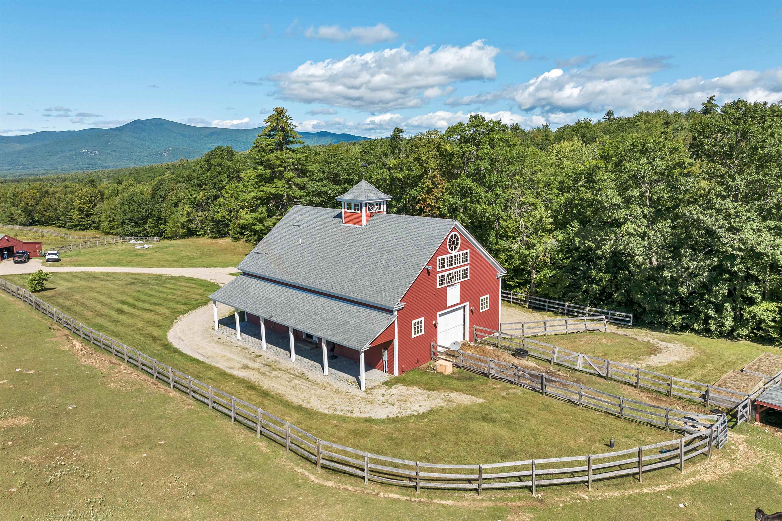 137 Brown Road Tuftonboro, NH 03816 - Photo 9 of 40