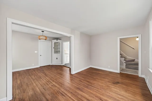 $324,900 | 1254 Niles Avenue, St. Paul, MN 55116