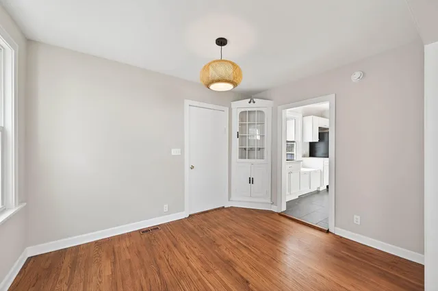 $324,900 | 1254 Niles Avenue, St. Paul, MN 55116