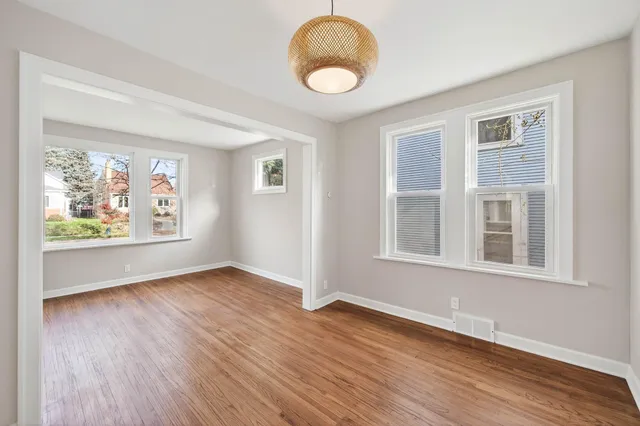 $324,900 | 1254 Niles Avenue, St. Paul, MN 55116