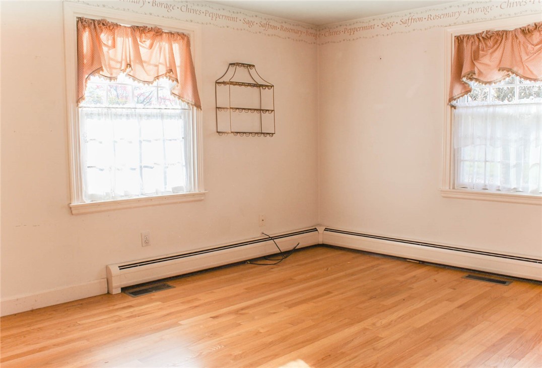 5 Denver Avenue Warren, RI 02885 - Photo 11 of 18 1st Floor Bedroom