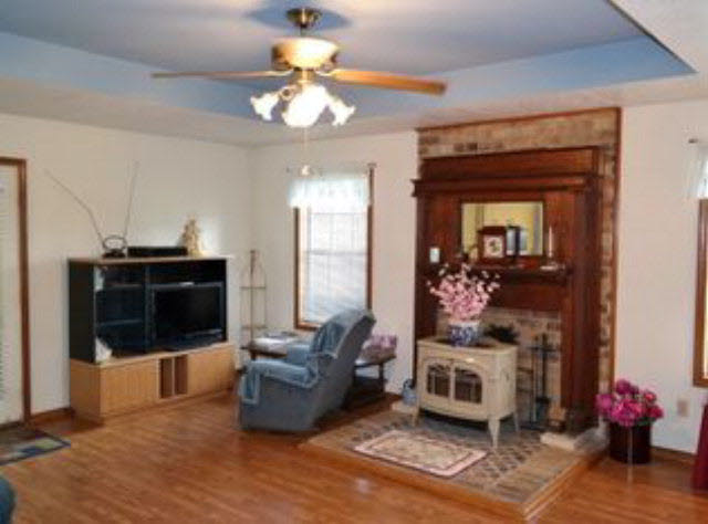 18545 County Road 26 Foley, AL 36535 - Photo 4 of 18 Family Room