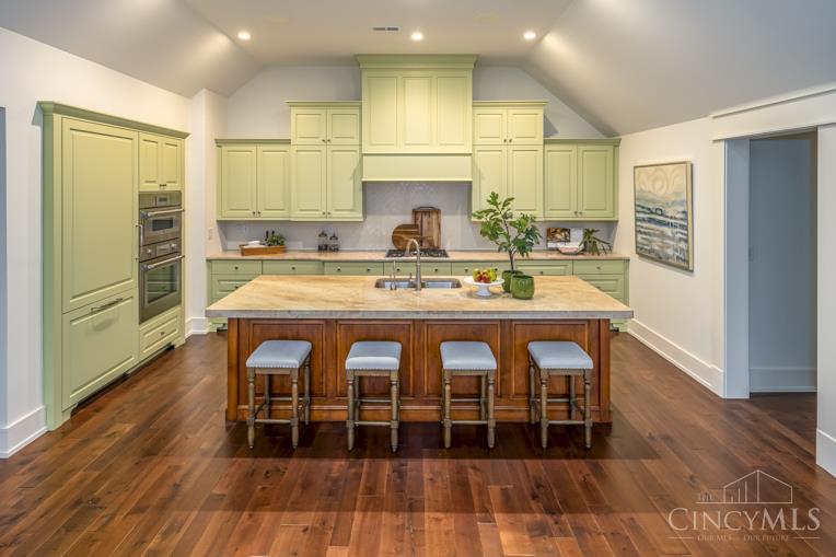 3818 Miami Road, Unit 303 Mariemont, OH 45227 - Photo 16 of 39