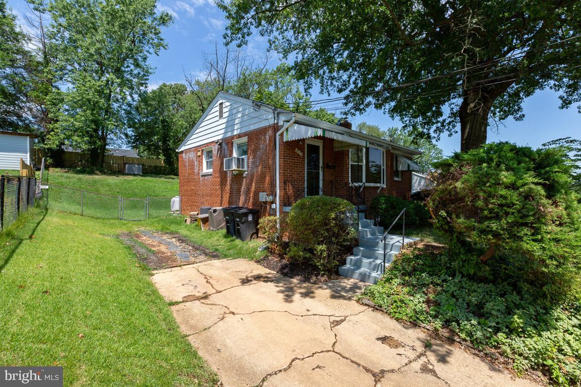 6713 Stanton Road Hyattsville, MD 20784 - Photo 2 of 38 Gallery Image 2