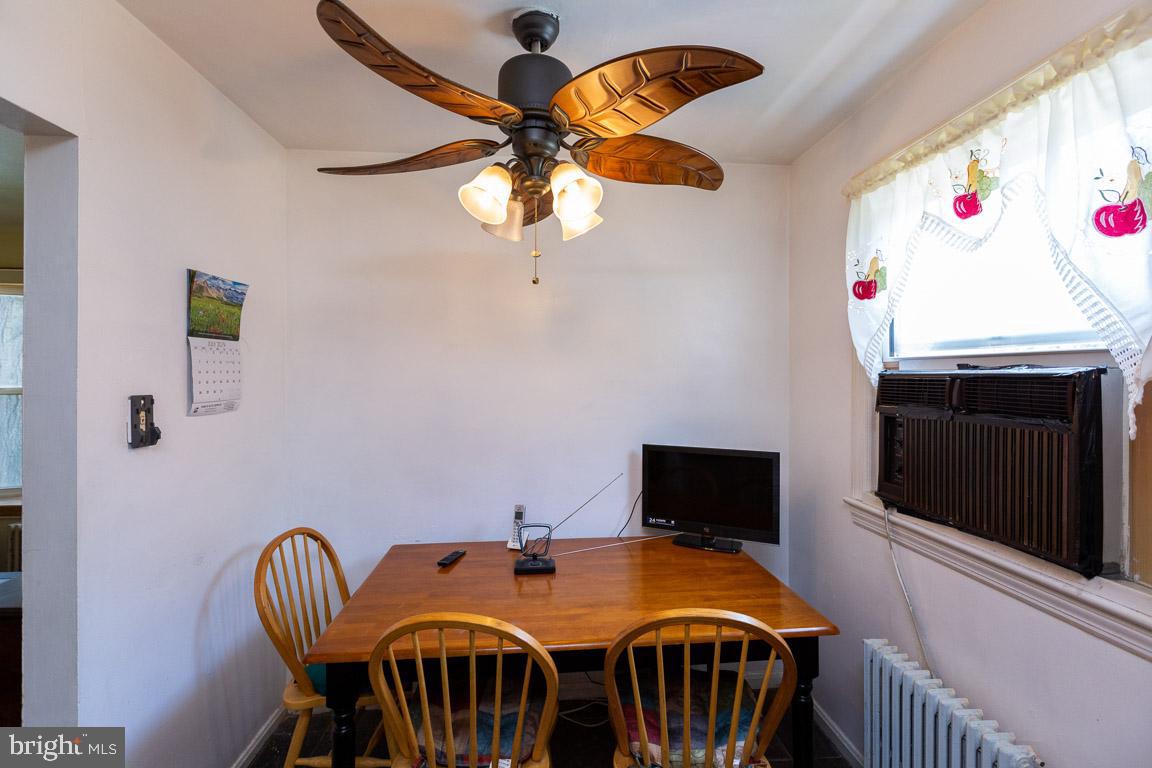 6713 Stanton Road Hyattsville, MD 20784 - Photo 12 of 38 Gallery Image 12