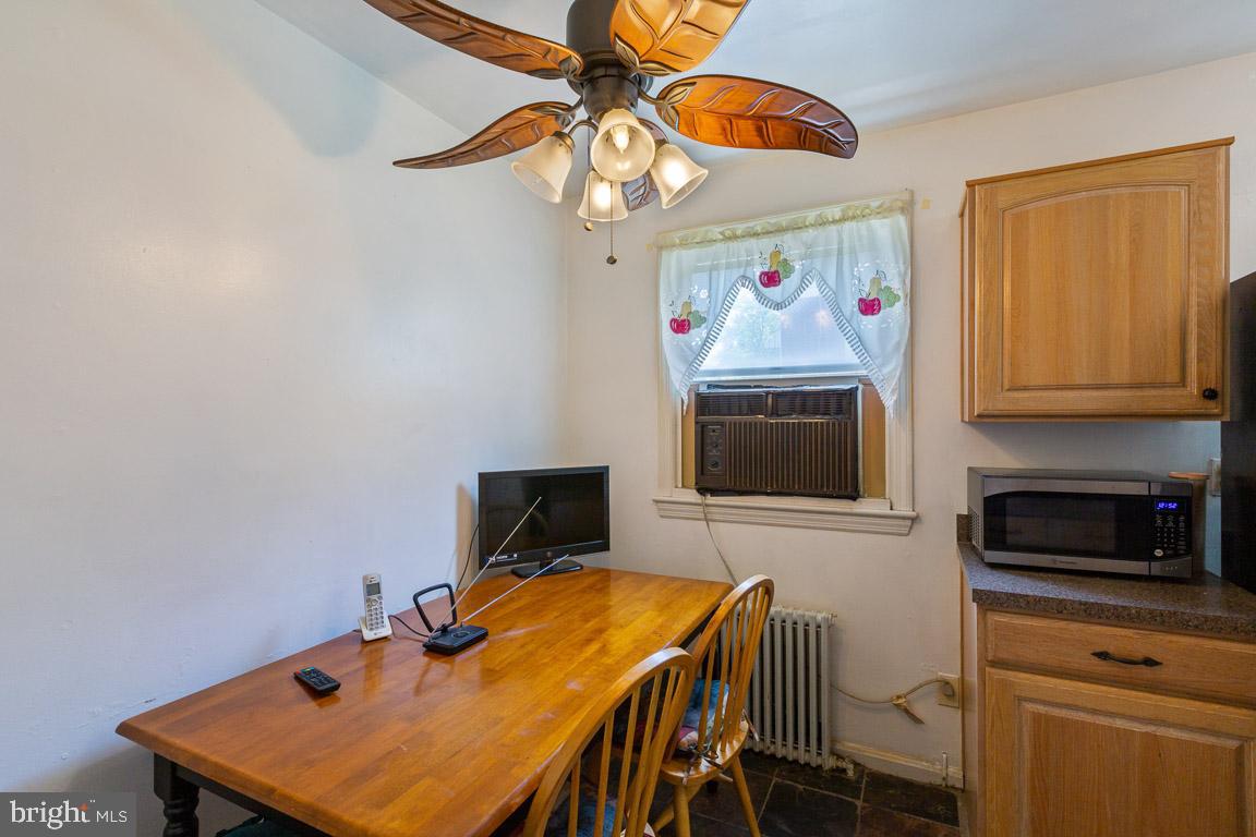 6713 Stanton Road Hyattsville, MD 20784 - Photo 5 of 38 Gallery Image 5