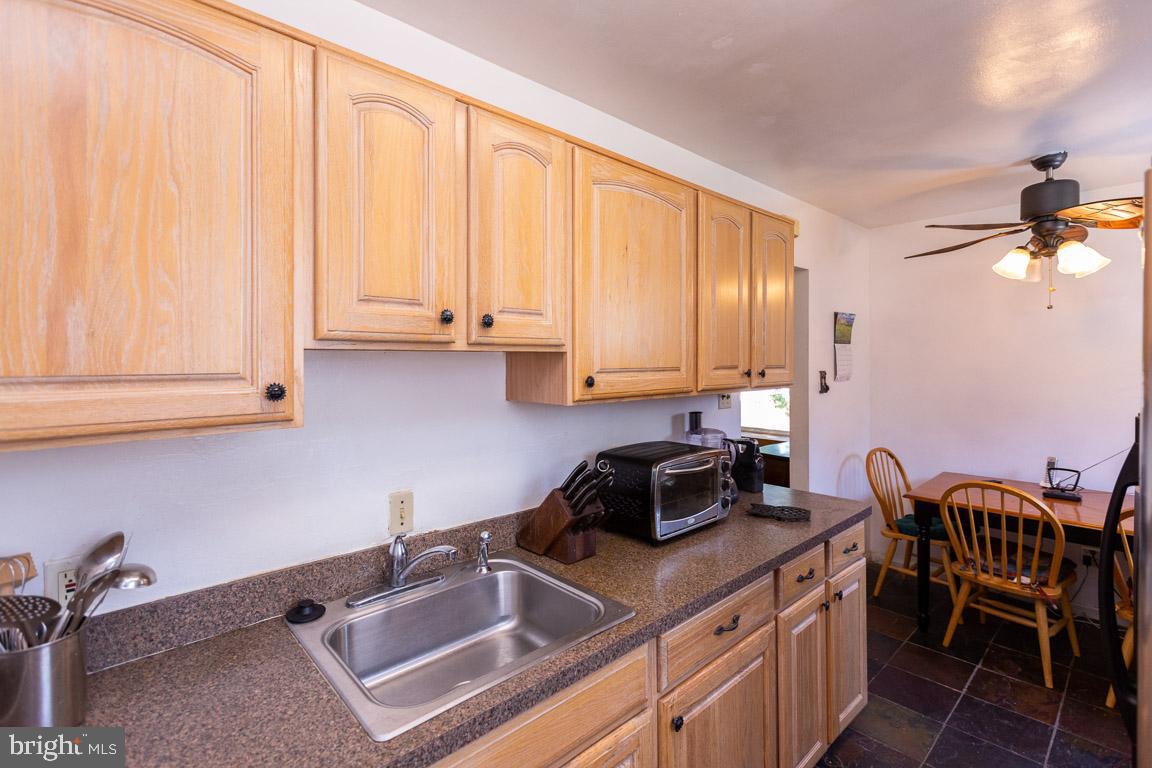 6713 Stanton Road Hyattsville, MD 20784 - Photo 7 of 38 Gallery Image 7