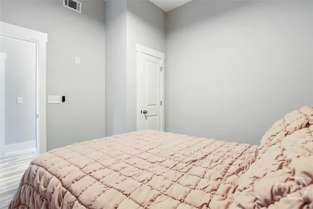 $2,600 | 537 East Congress Street, Unit B LOWER, Savannah, GA 31401