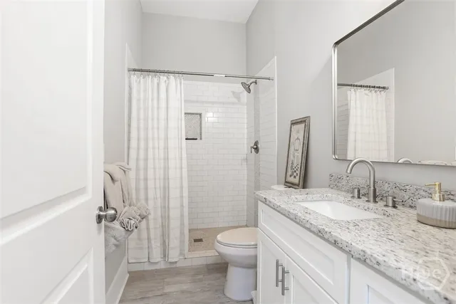 $2,600 | 537 East Congress Street, Unit B LOWER, Savannah, GA 31401