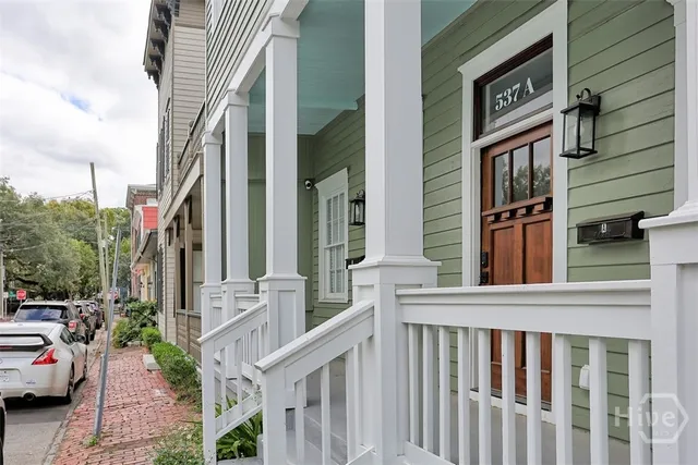 $2,600 | 537 East Congress Street, Unit B LOWER, Savannah, GA 31401