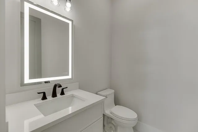 a view of outdoor space yard and porch