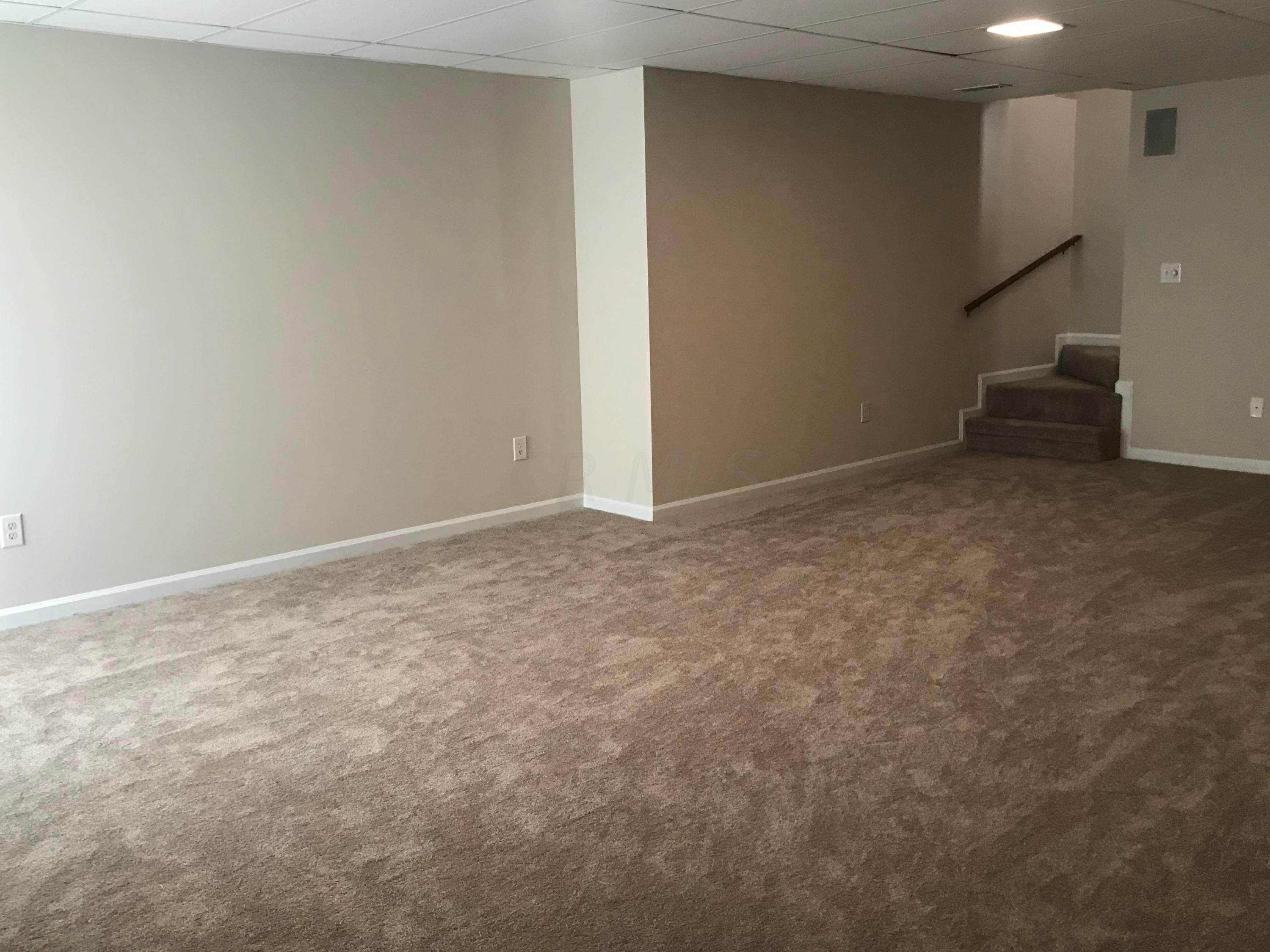 3907 East Summit Ridge Drive Beavercreek, OH 45430 - Photo 18 of 28
