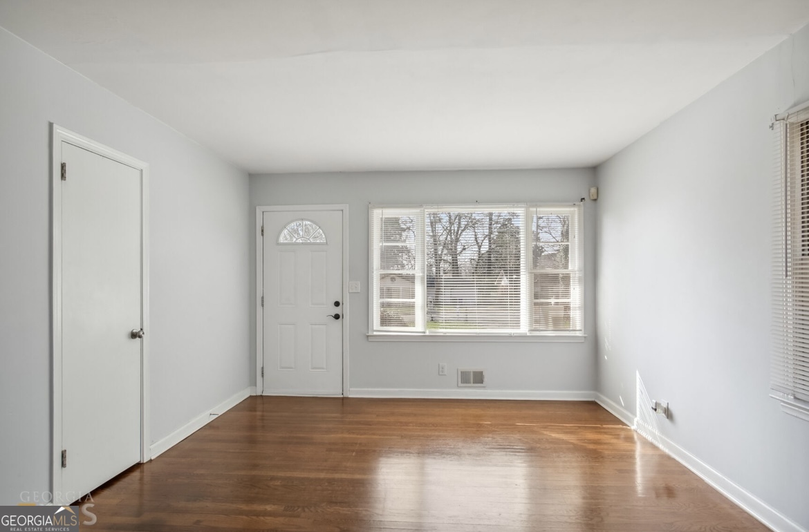 2078 Parker Ranch Road Southeast Atlanta, GA 30316 - Photo 3 of 16