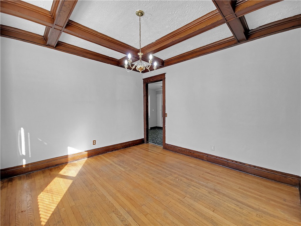 546 Magee Avenue Rochester, NY 14613 - Photo 11 of 36 Dining Room