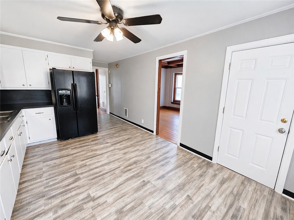 546 Magee Avenue Rochester, NY 14613 - Photo 12 of 36 Kitchen