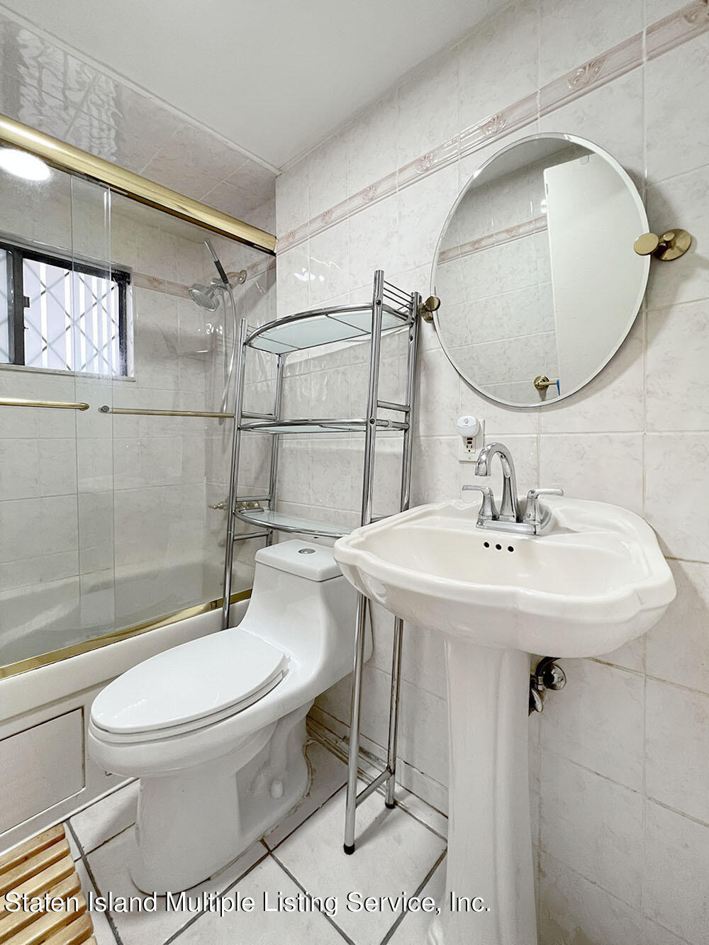 3522 Amboy Road, Unit C Staten Island, NY 10306 - Photo 13 of 32 IMG_6292