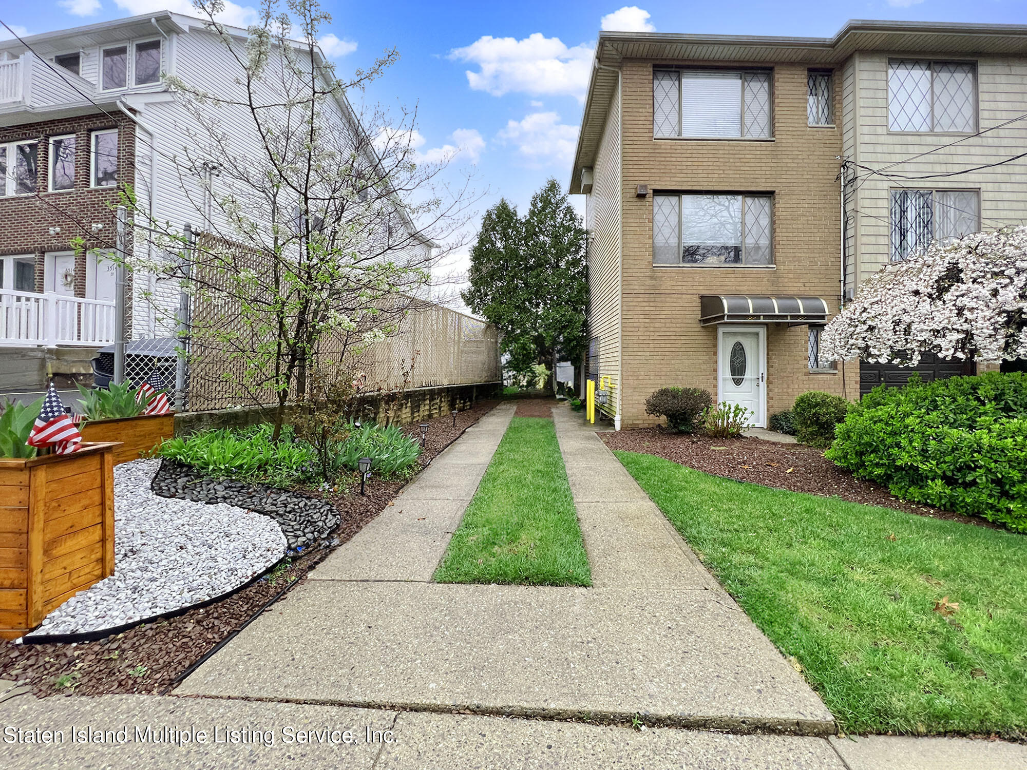 3522 Amboy Road, Unit C Staten Island, NY 10306 - Photo 26 of 32 IMG_6259