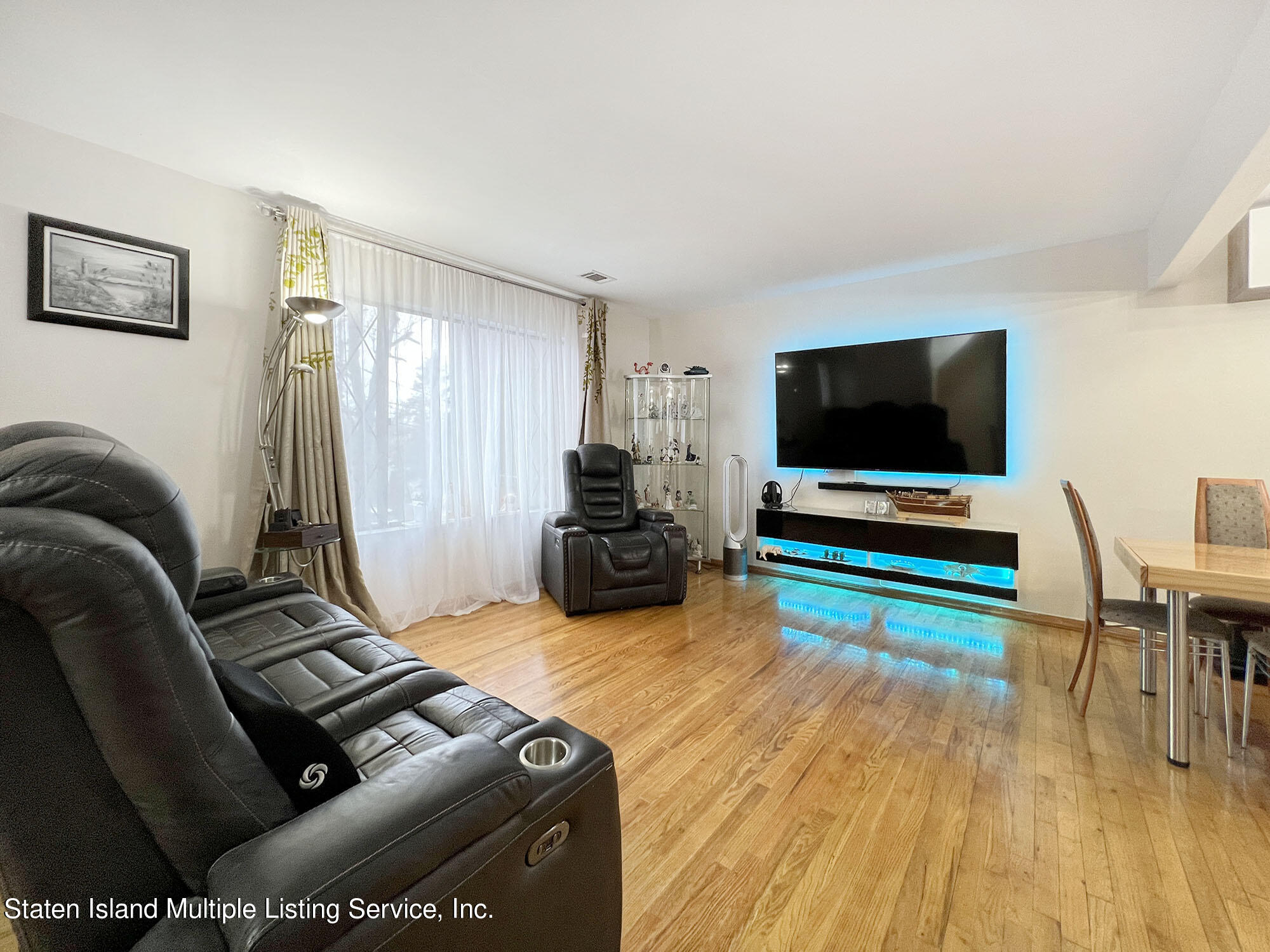 3522 Amboy Road, Unit C Staten Island, NY 10306 - Photo 5 of 32 IMG_6316