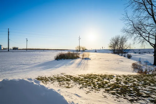 $425,000 | 202 Comet Lane, Heyworth, IL 61745