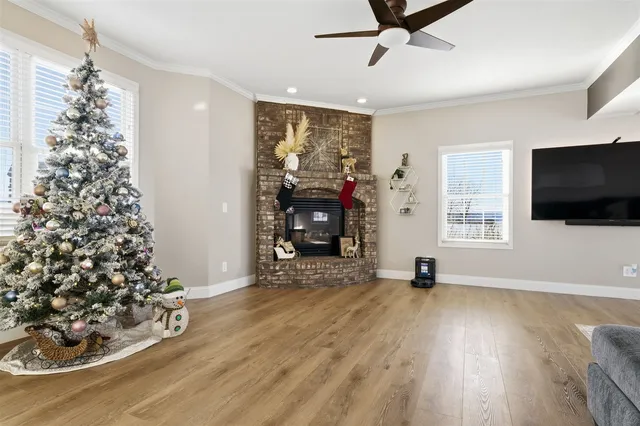 $425,000 | 202 Comet Lane, Heyworth, IL 61745