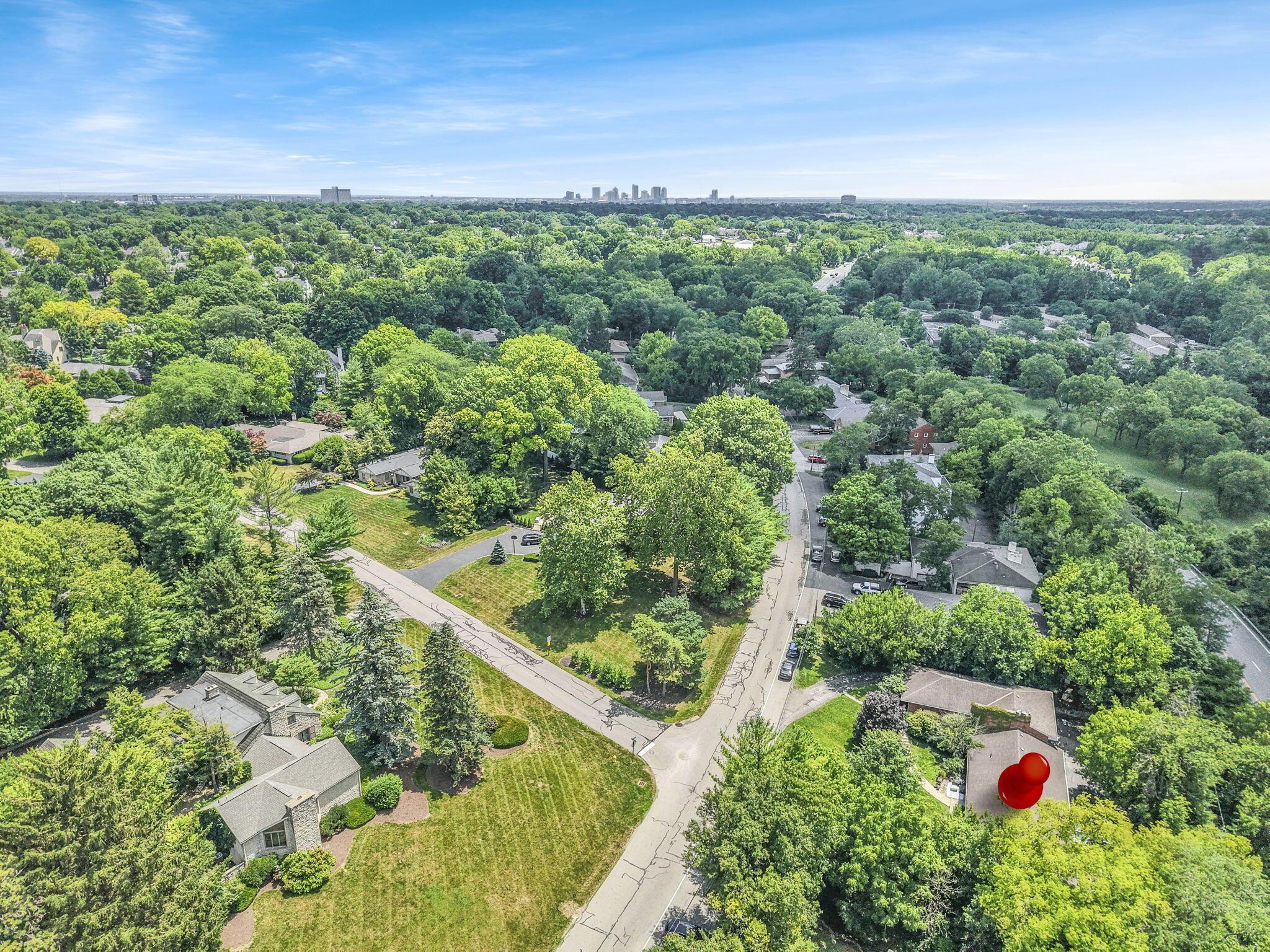 2715 Charing Road Upper Arlington, OH 43221 - Photo 17 of 19 17-web-or-mls-DJI_20260708135044_0061_D