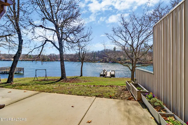 $310,000 | 96 Lakeshore Lane, Unit 28, Crossville, TN 38558