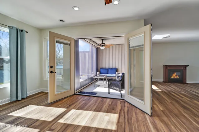 $310,000 | 96 Lakeshore Lane, Unit 28, Crossville, TN 38558