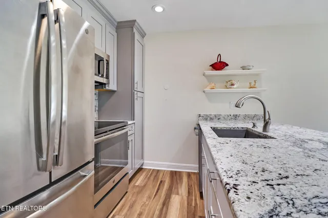 $310,000 | 96 Lakeshore Lane, Unit 28, Crossville, TN 38558