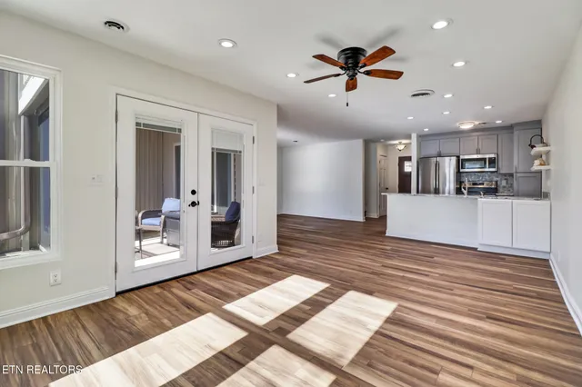 $310,000 | 96 Lakeshore Lane, Unit 28, Crossville, TN 38558