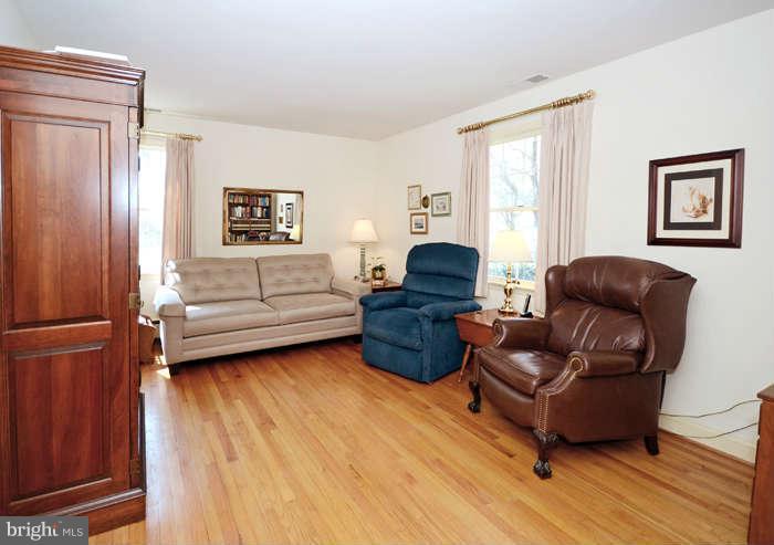 4453 Carroll Manor Road Baldwin, MD 21013 - Photo 15 of 30 a living room with furniture and a window