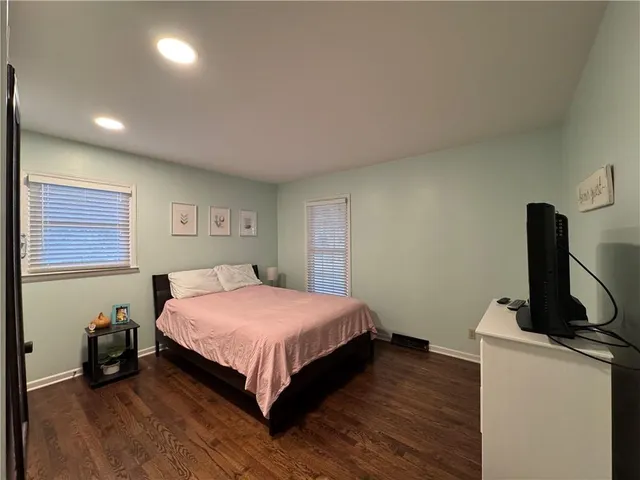 $325,000 | 5229 North Virginia Avenue, Kansas City, MO 64118